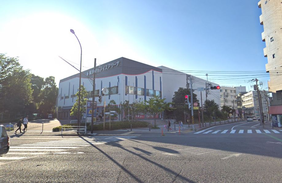 横浜銀行アイスアリーナ